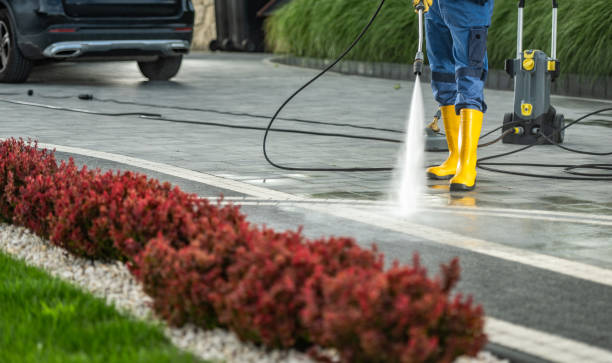 Best Driveway Pressure Washing  in Garretson, SD